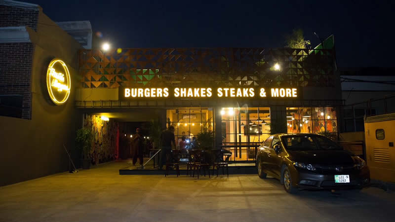 In the picture: Jessie's Burger in Islamabad – TrulyPakistan – Top 5 Restaurants in Islamabad that are Worth a Visit