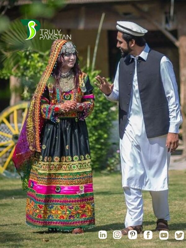 Pakistani Cultural Outfits