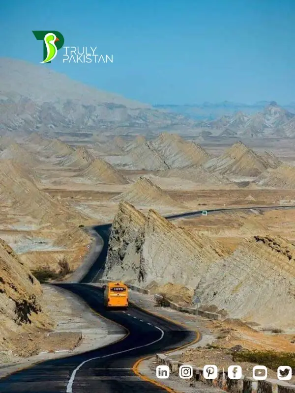 `Pakistan Road Trip