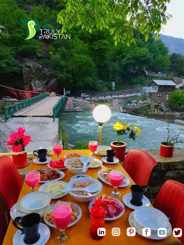 Kashmir Neelum Valley Hotels