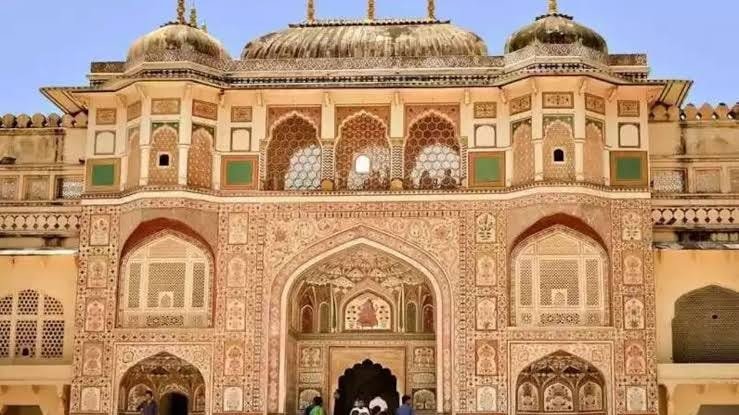 Shah Jahan’s Sheesh Mahal beautifull picture
