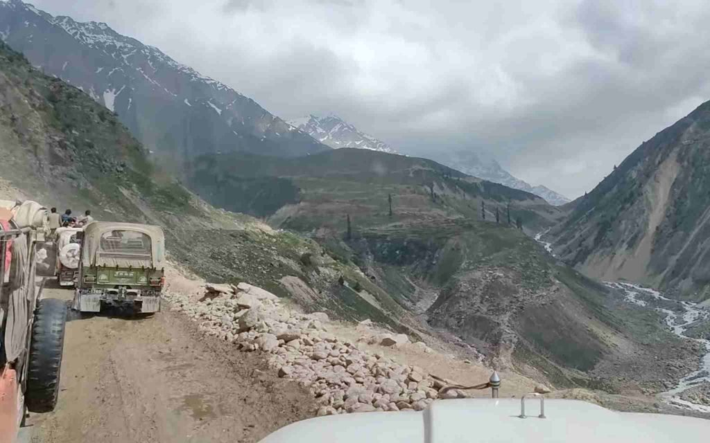 4x4 jeep driving on the rugged mountain track from Naran to Jheel Saif ul Malook