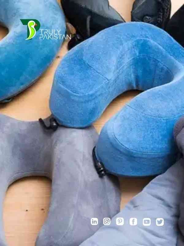 Are Neck Pillows Good for Flights