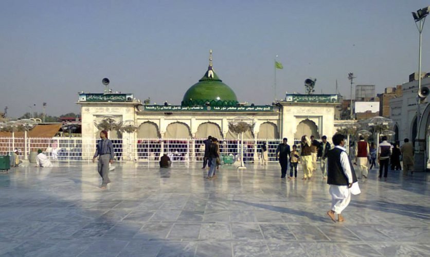 Data Darbar Pakistan
